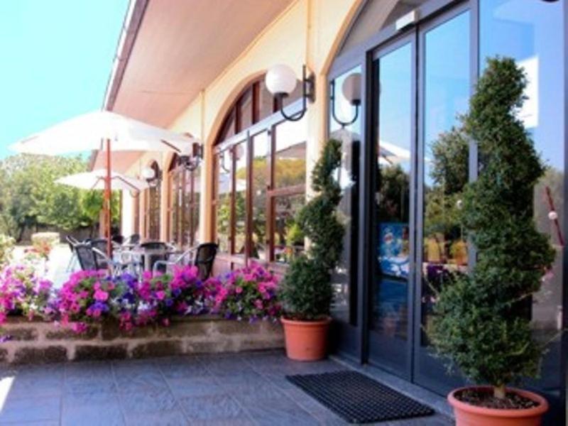 Residence Hotel La Commenda 몬테피아스콘 외부 사진